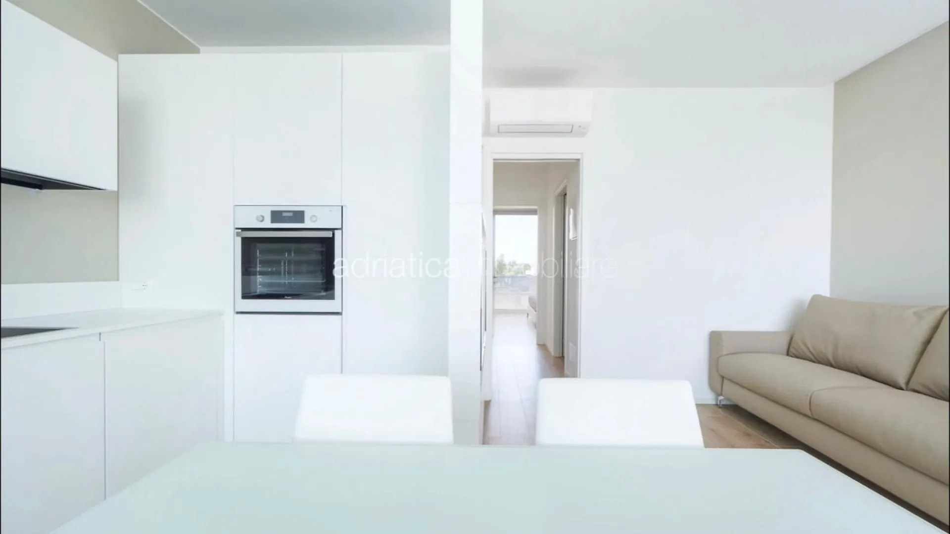 Palms Apartments Лидо-ди-Езоло