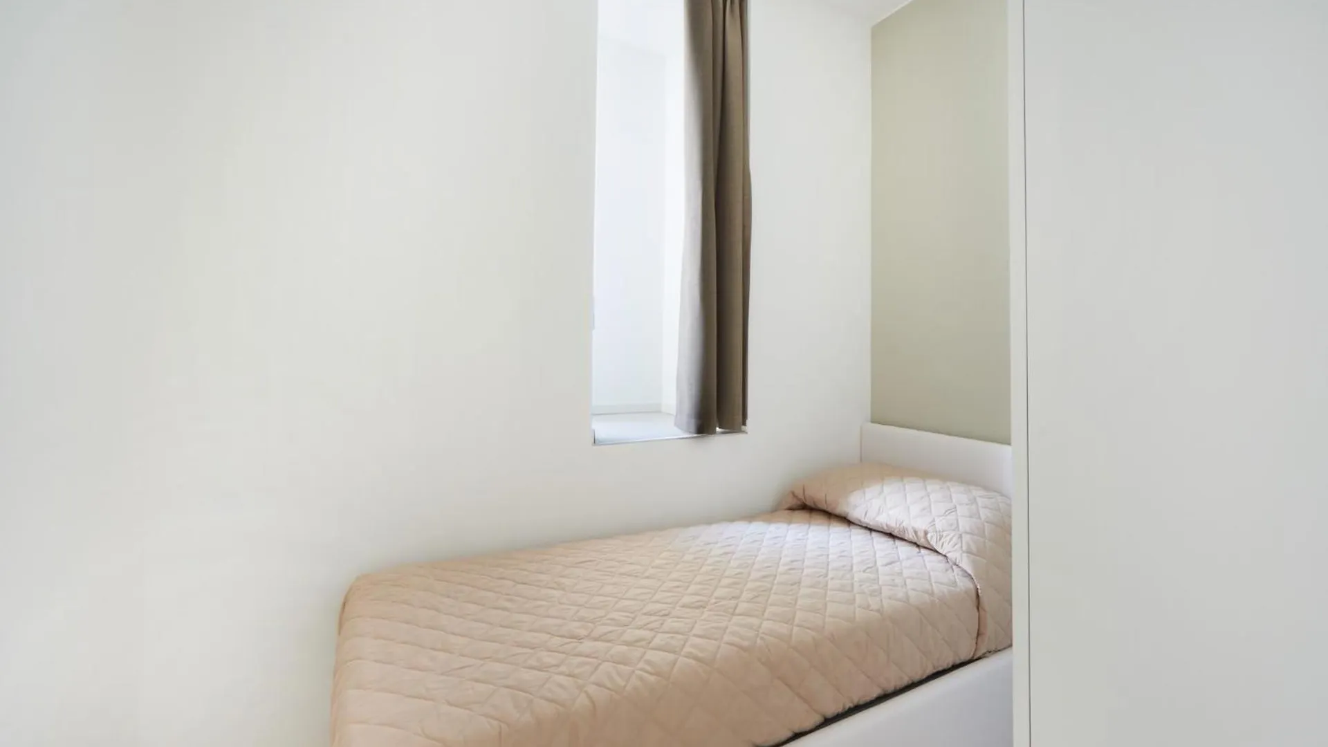 Palms Apartments Лидо-ди-Езоло
