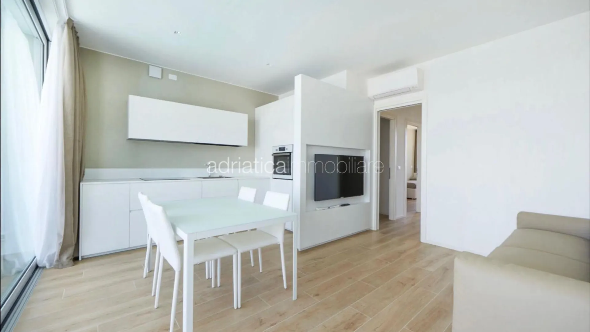 Palms Apartments Лидо-ди-Езоло
