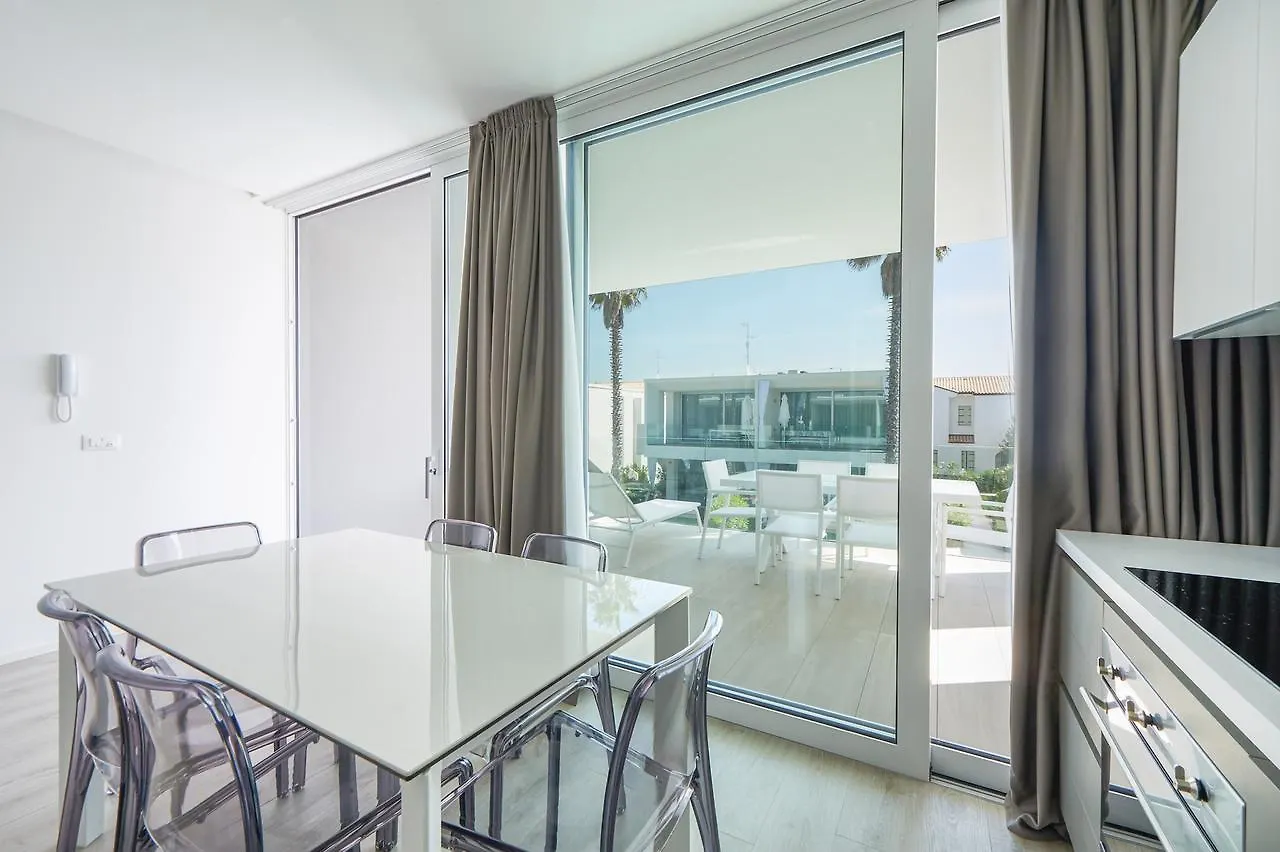 Palms Apartments Лидо-ди-Езоло 0*,