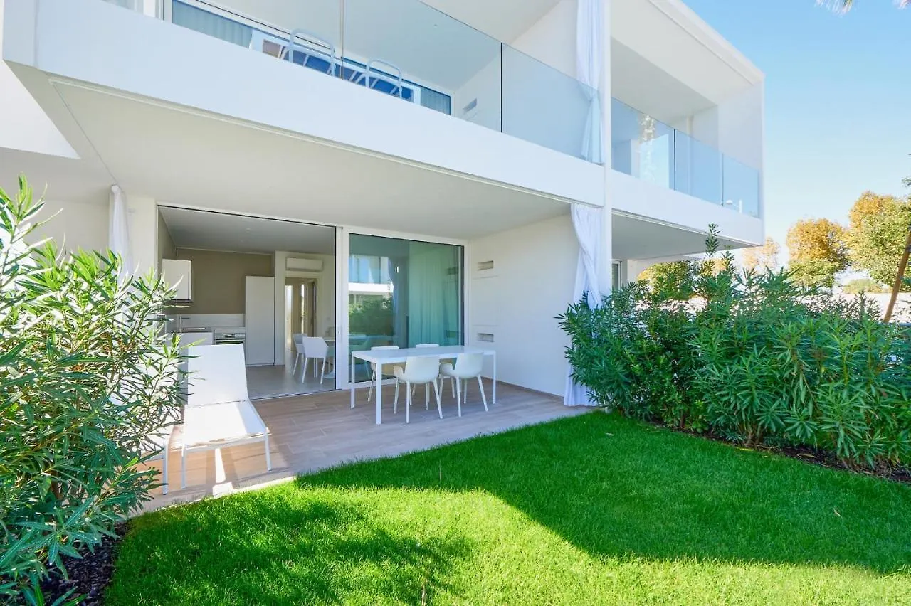 Palms Apartments Лидо-ди-Езоло Италия